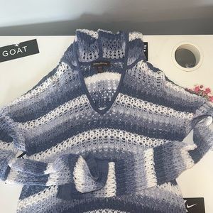 Tommy Bahama crochet pullover